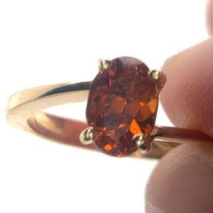 Spessartine 1.39ct Solid 18K Yellow Gold Ring